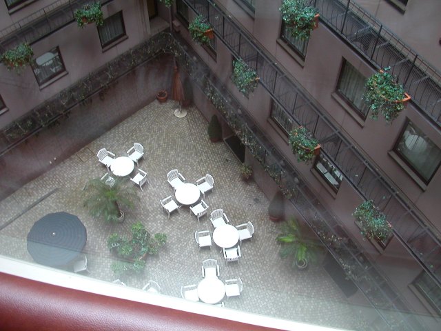 hotel_patio